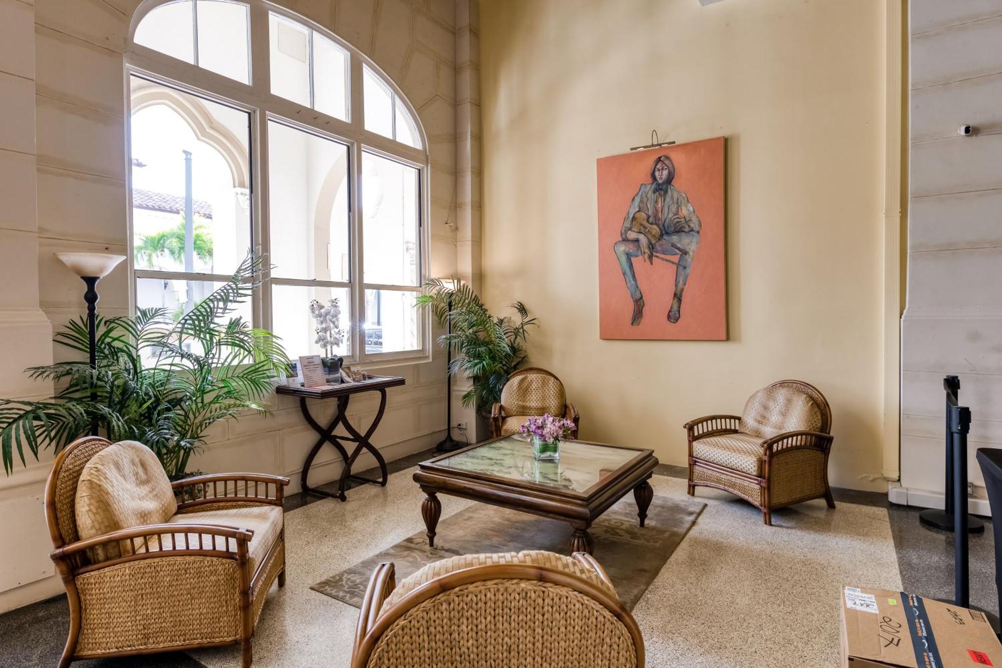 Palm Beach Hotel & Sunrise Cottage Room photo