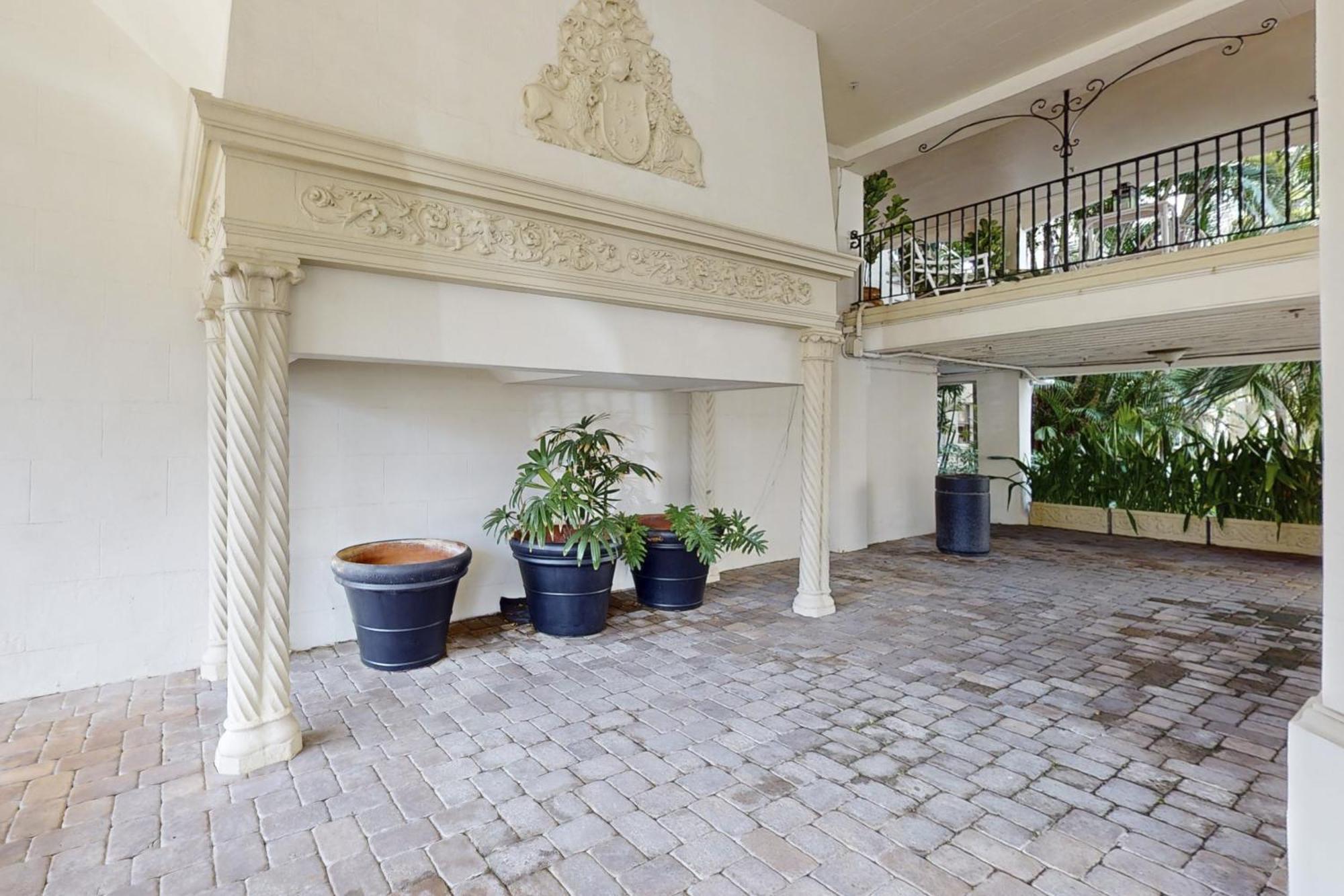 Palm Beach Hotel & Sunrise Cottage Exterior photo